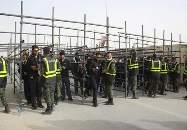 تردد زائران از مهران 24 ساعته شد