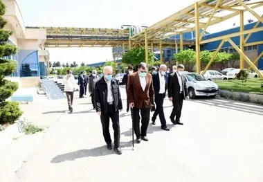 بازدید هیاتی از کمیسیون بهداشت از آخرین وضعیت تولید واکسن کرونا در موسسه برکت
