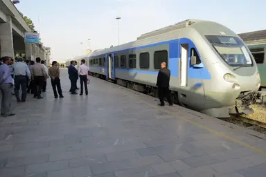 اعزام دو تا ریل باس به صورت رایگان در اربعین در مسیر خرمشهر - شلمچه