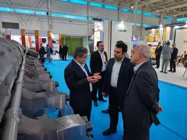 بازدید از غرفه شرکت پویش پژوهان