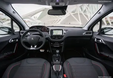 رفتار ناشیانه خریداران پژو 2008