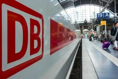 تعطیلی حمل و نقل عمومی آلمان/اعتصاب ده ها هزار نفری کارگران