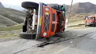 راننده کامیون واژگون شده در جاده سقز - بانه‌ جان باخت
