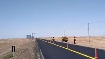 اتمام عملیات خط کشی محور زابل – زاهدان حد فاصل پلیس راه رامشار تا شهر سوخته به طول 11 کیلومتر