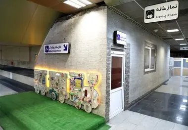 محمدرضا حاجی بیگی: اتاق مادر و کودک در ایستگاه‌های راه آهن ساخته می‌شود