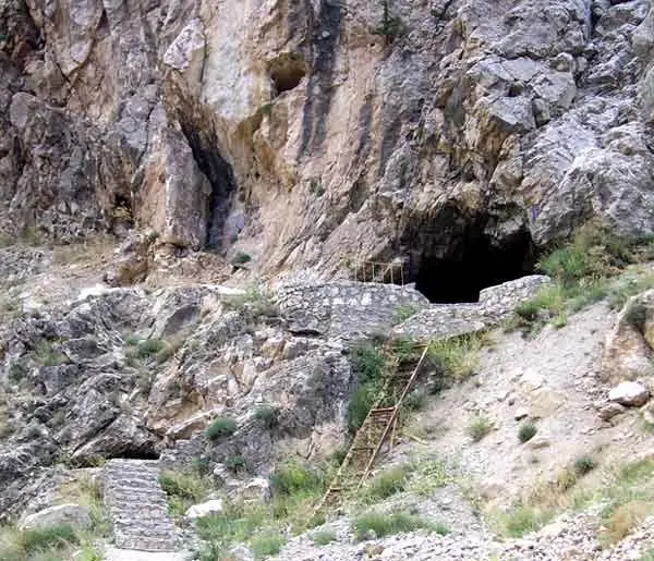 غار یخ مراد