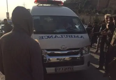 واکنش عجیب رئیس دانشگاه‌آزاد در برخورد با دانشجویان معترض علوم و تحقیقات