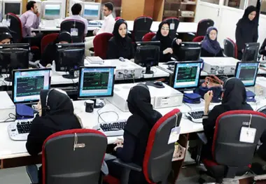 کارکنان مراقب باشند/ از کاهش حضور خبری نیست
