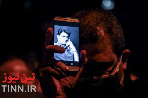 گزارش تصویری/ تجمع دوستداران استاد شجریان مقابل بیمارستان جم