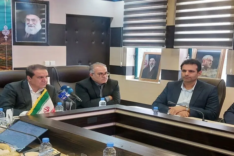 اتصال آزادراه پل زال به مرز چیلات در دستور کار ملی
