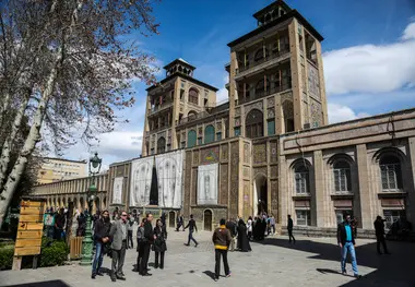 پنجم آبان به موزه نروید
