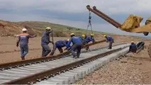  خطوط ریلی در محور شرق با اجرای عملیات ترانشه برداری و ماسه روبی ایمن سازی شد