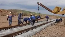  خطوط ریلی در محور شرق با اجرای عملیات ترانشه برداری و ماسه روبی ایمن سازی شد