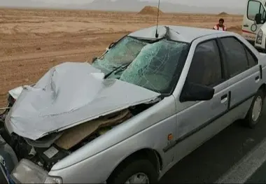 بی احتیاطی کامیون ایسوزو جان عابر پیاده را گرفت