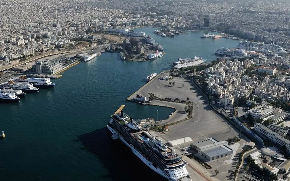 Piraeus Port urges Greece to speed up investment plan approval