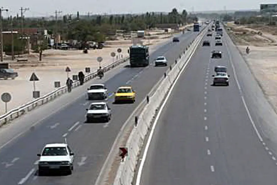 ممنوعیت تردد کامیون در بزرگراه های منتهی به مشهد