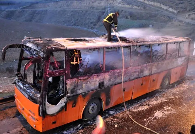 حریق اتوبوس با 43 مسافر در خراسان رضوی