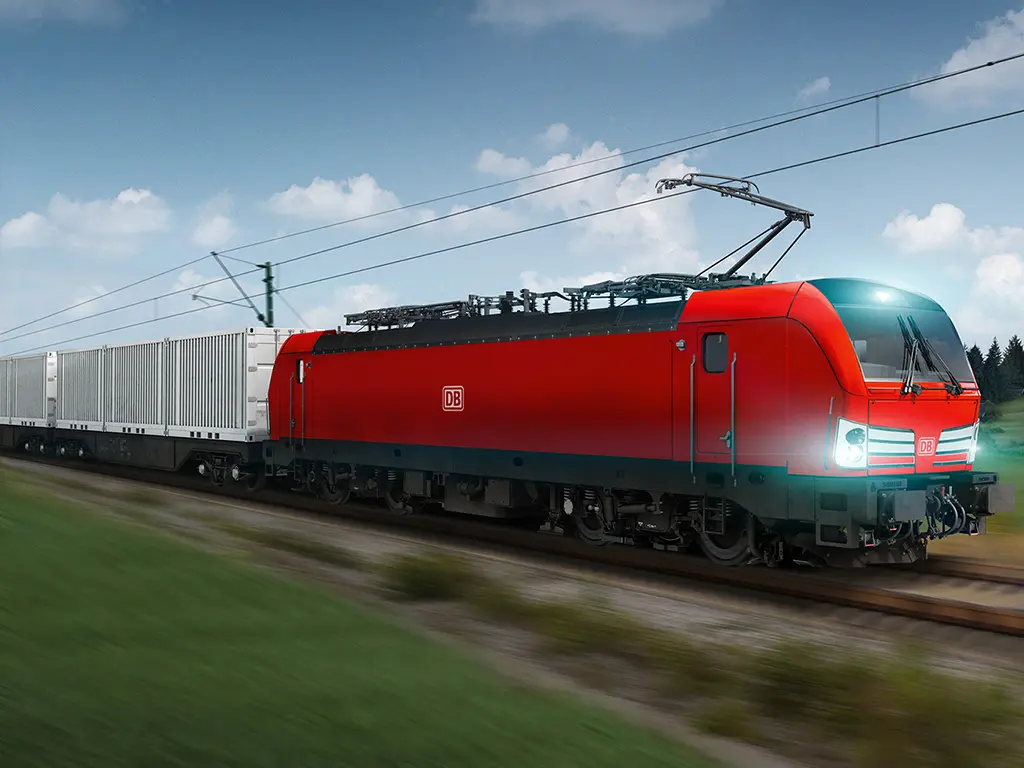 DB signs 100-locomotive framework for Rhein-Alpine freight corridor