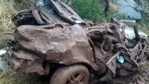 سیلاب در محور کندوان ۴ خودرو را با خود برد