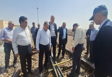 بازدید رئیس کمیسیون عالی سوانح راه‌ آهن از اداره‌ کل راه‌آهن شمالشرق