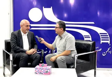 خصوصی سازی تعمیرات جاری واگن ‌های باری جلوه ای از توانمندی بخش خصوصی است

