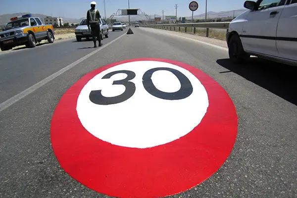 احضار رانندگان با سرعت بیش از ۵۰ کیلومتر از حدمجاز 