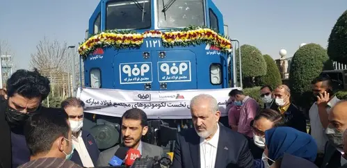 تحویل لکوموتیوهای ساخت مپنا به فولاد مبارکه
