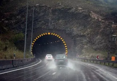 بارش باران در جاده های ۶ استان