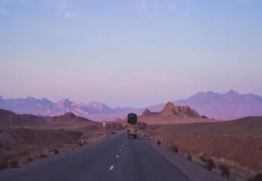 First TIR trucks leave Iran bound for Pakistan
