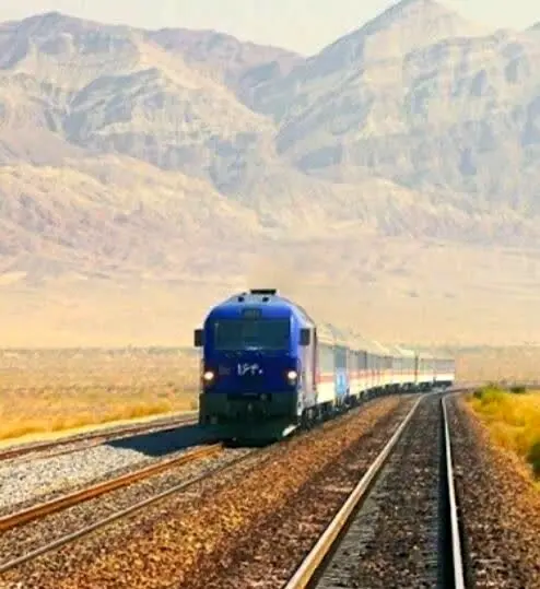 قطار کرمانشاه - خسروی؛ ظرفیتی بالقوه برای افزایش بلیط‌ های کربلا