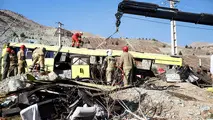 آخرین اخبار از حادثه واژگونی اتوبوس دانشجویان علوم و تحقیقات