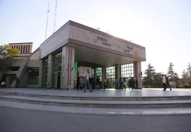 قطع دو پا؛ نتیجه اقدام به خودکشی دیروز یک زن در مترو/ راهکار کاهش خودکشی در مترو چیست؟