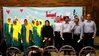 طنین نوای «دست های بینا» در متروی تهران به مناسبت روز جهانی عصای سفید

