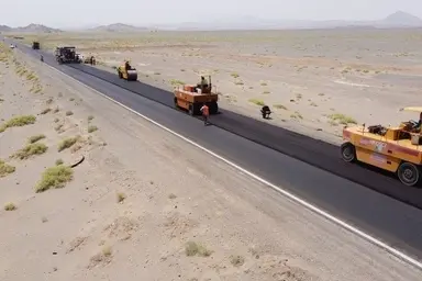 توسعه زیرساخت‌ های جاده‌ ای در کرمان و سیستان‌ و بلوچستان؛ ارتقای سلامت اداری در راهداری