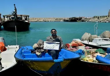 این کتابخانه شناور است | ماجرای راه اندازی اولین کتابخانه دریایی ایران + عکس