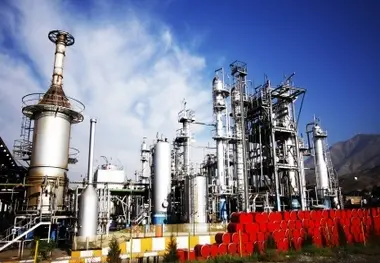 افزایش تولید نفت ایران به ۷/۵ میلیون بشکه در روز تا ۲۰۲۵
