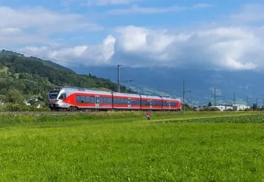 SBB Awards Double-Decker EMU Contract to Siemens Mobility