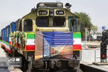 قطار ترانزیتی قزاقستان
