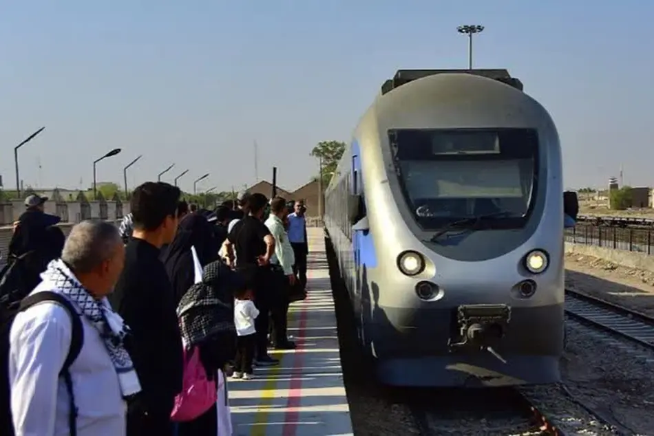 نقش مهم قطار حومه ای در حمل و نقل عمومی کشور ها با نگاهی به تعداد و جابجایی مسافر ریلی در آمار UIC2025