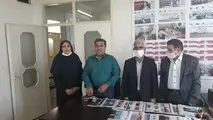 خبرنگاران در کمال صداقت و امانت داری، عمر خود را سپری می کنند