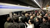 مدیریت بهینه زمان توقف قطارهای مترو با کمک کارکنان ایستگا‌ه‌ها 