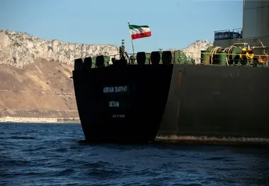حرکت نفتکش آزادشده ایرانی به سمت دریای مدیترانه + فیلم