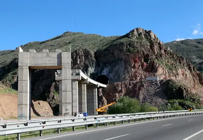  خط‌آهن قزوین - رشت 