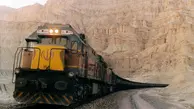 حمل نخستین محموله آهن اسفنجی در کشور از طریق راه آهن یزد