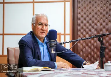 برای کاهش آلودگی هوا از حمل و نقل عمومی استفاده کنید