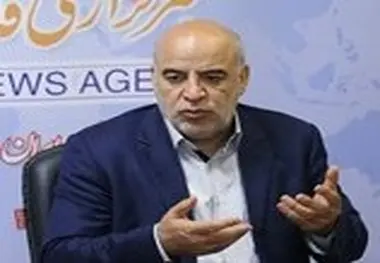 خطر ریزش در میدان امام(ره) همچنان باقی است
