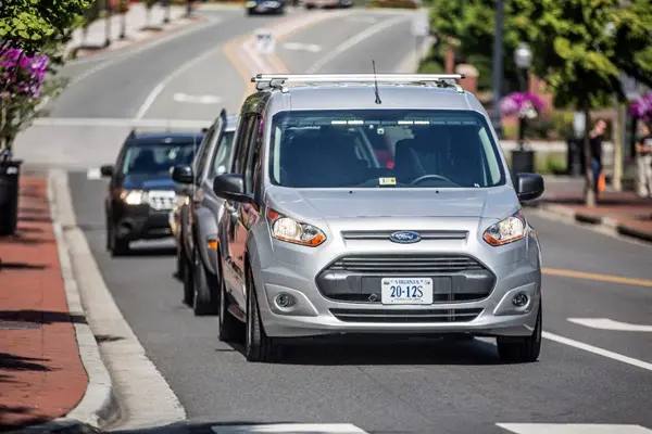 Ford and Virginia Tech use ‘invisible driver’ to test human-AV communication system 