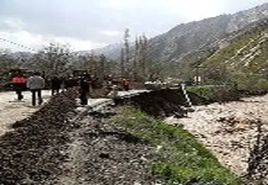 خدمت‌رسانی و تلاش راهداران در وقوع سیلاب‌های اخیر در محورهای مواصلاتی با حداکثر توان و کمترین زمان