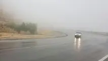 اختلال تردد در جاده‌های مواصلاتی و لغزندگی جاده‌های کوهستان / احتمال وقوع سیل