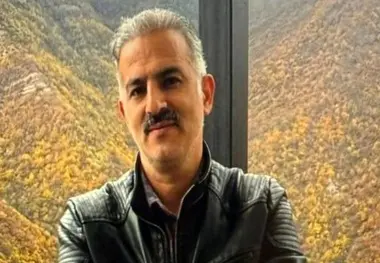 علی هاتفی فرد راننده کامیون و رئیس کانون رانندگان استان همدان در حین خدمت شهید شد